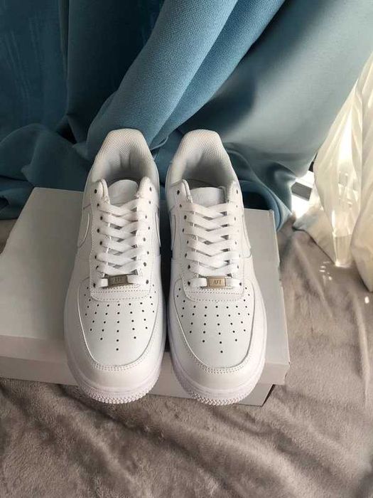 Buty meskie Nike Air Force 1 Low White R.38