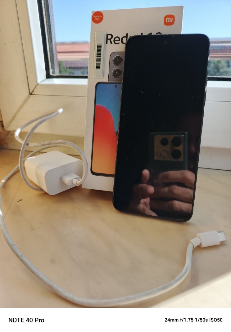 Redmi 12 dobrym stanie