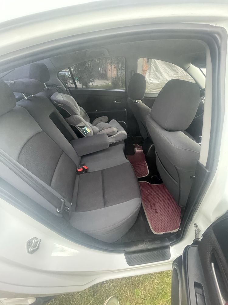 Продам мазду3 2007р 1.6