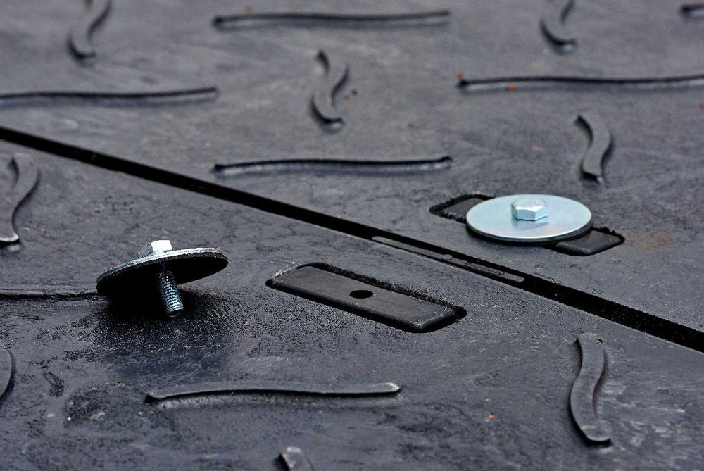 Droga tymczasowa - płyty nie MON - utwardzenie, zabezpieczenie gruntu