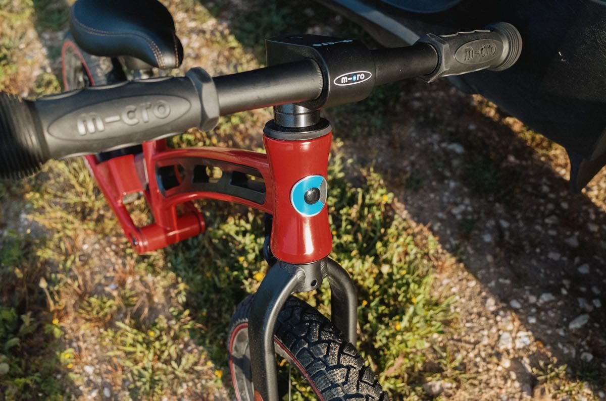 Bicicleta de equilíbrio da marca Micro, marca de qualidade suíça, nova