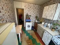 Великогабаритна однокімнатна квартира.
