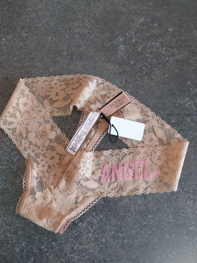 Stringi Victoria's Secret