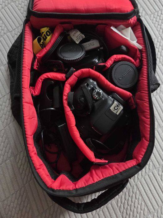 Lustrzankę Aparat Canon EOS 750D z dwoma obiektywami 18-55mm i 50mm