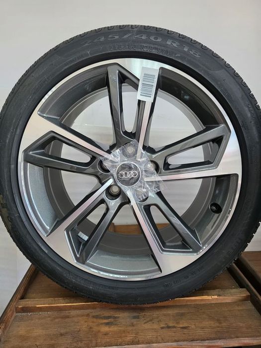 Nowe Koła Letnie Oryginalne Audi A4 S4/8w B9/18 Cali Pirelli 2023 Rok