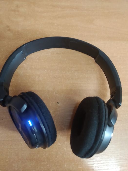 Беспроводные наушники Philips SHB3060