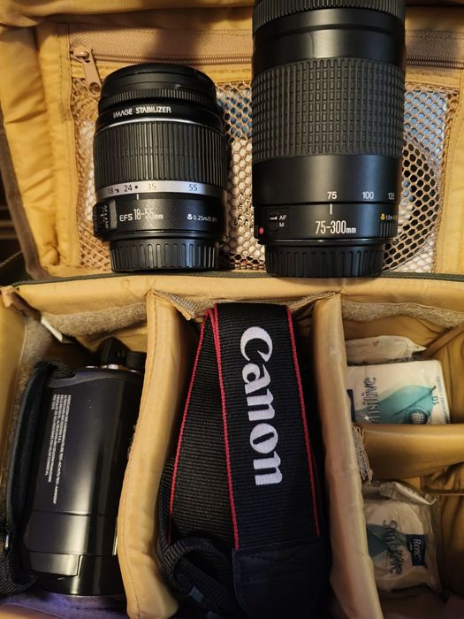 Máquina Fotográfica  muito pouco usada está como nova,