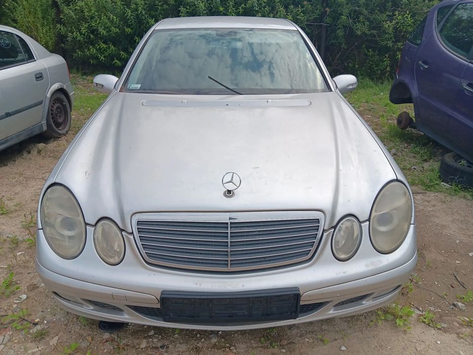 044 / MERCEDES W211 CLASSIC / NA CZĘŚCI /