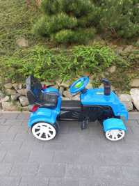 Traktor zabawka dla dziecka