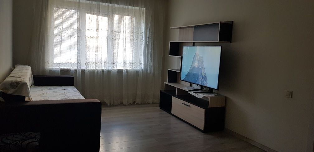Подобово 2 кімнатна квартира місто Мукачево  вул Підопригори