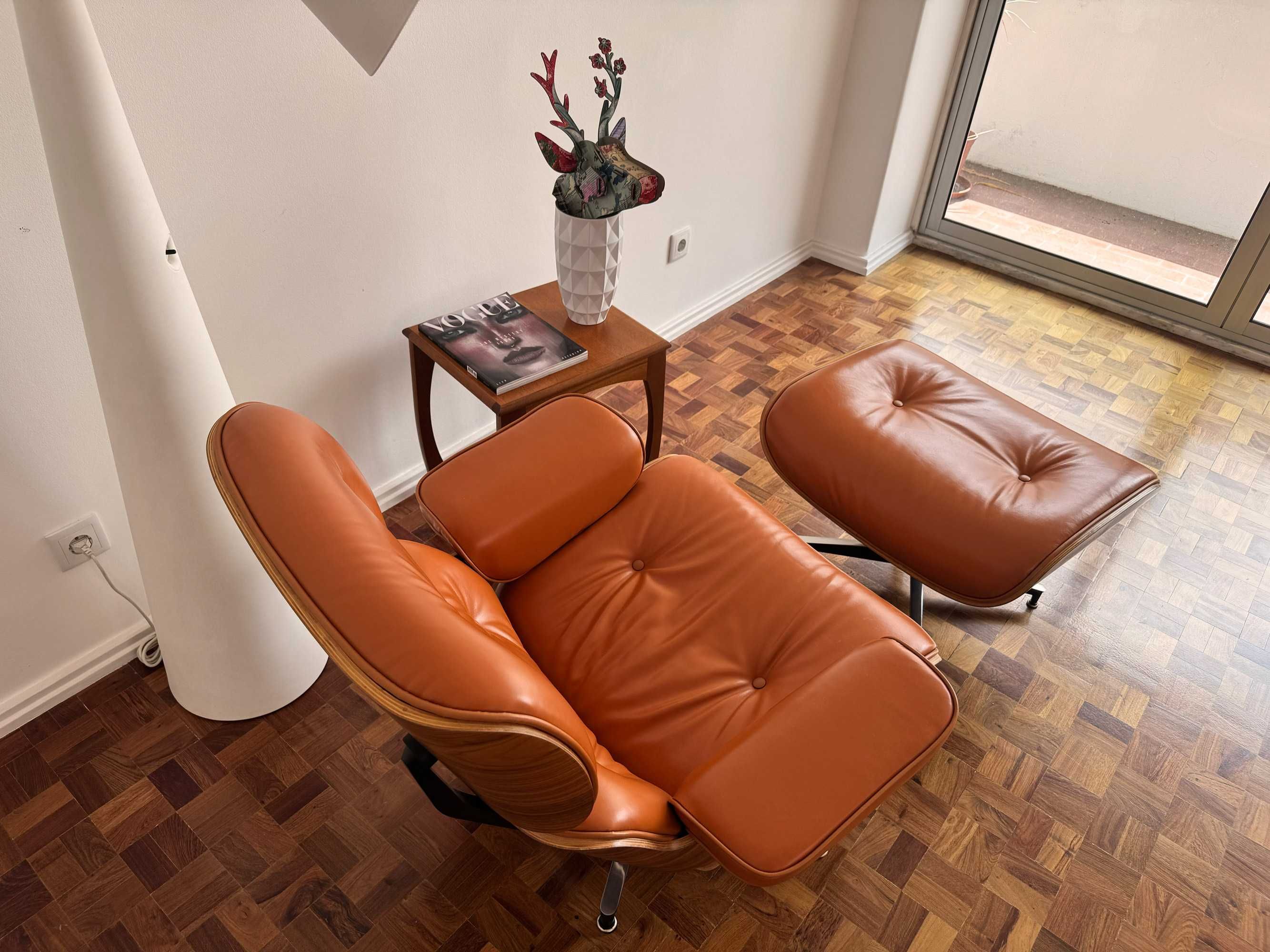 Cadeira lounge Eames com otomano – réplica de alta qualidade