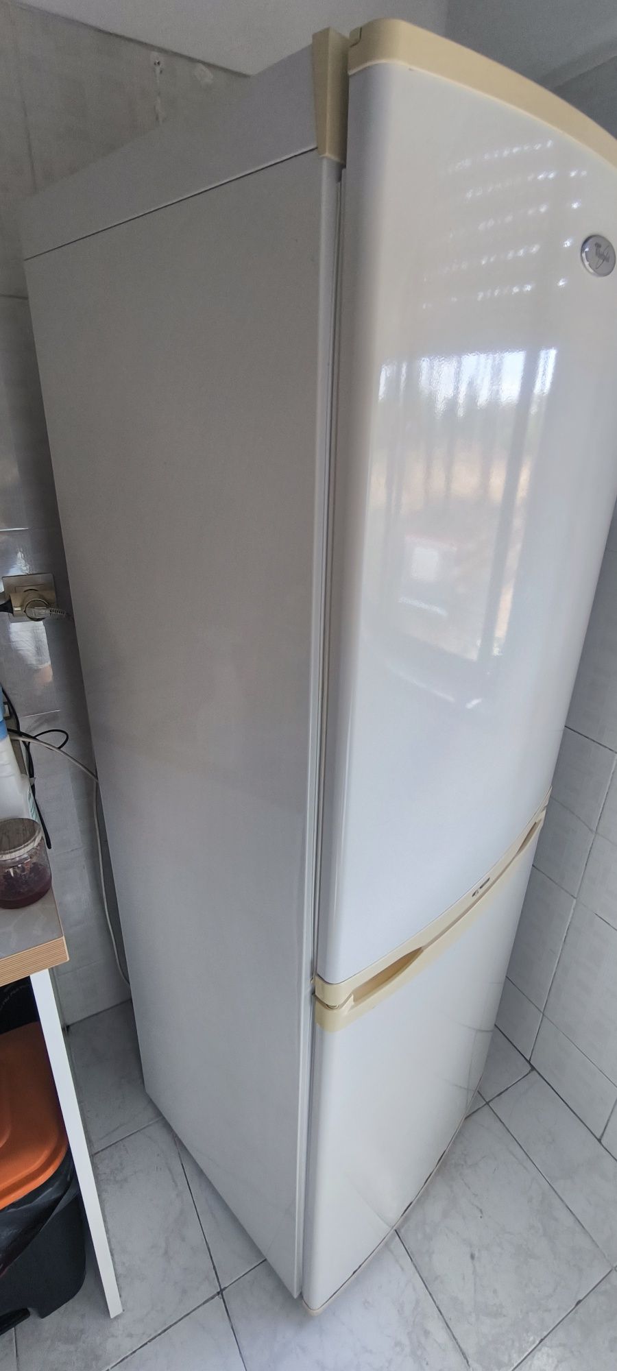 Frigorífico whirlpool ARC5440