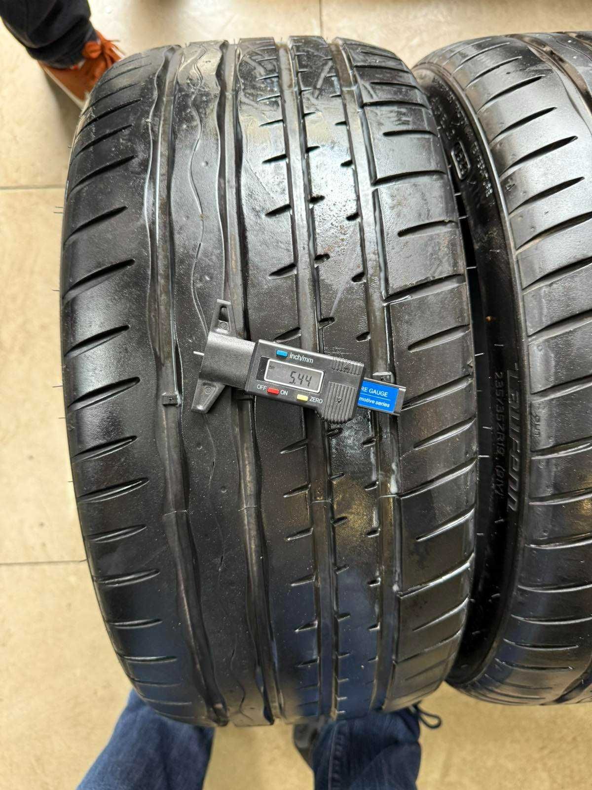 Шини 235 35 R 19 Laufen z/fit EQ! Літо! G-Felgen