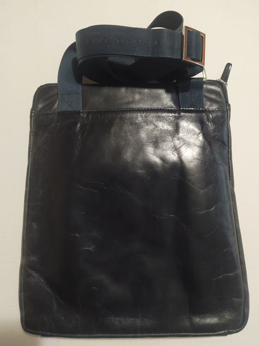 Чоловіча сумка Piquadro темно-синього кольору