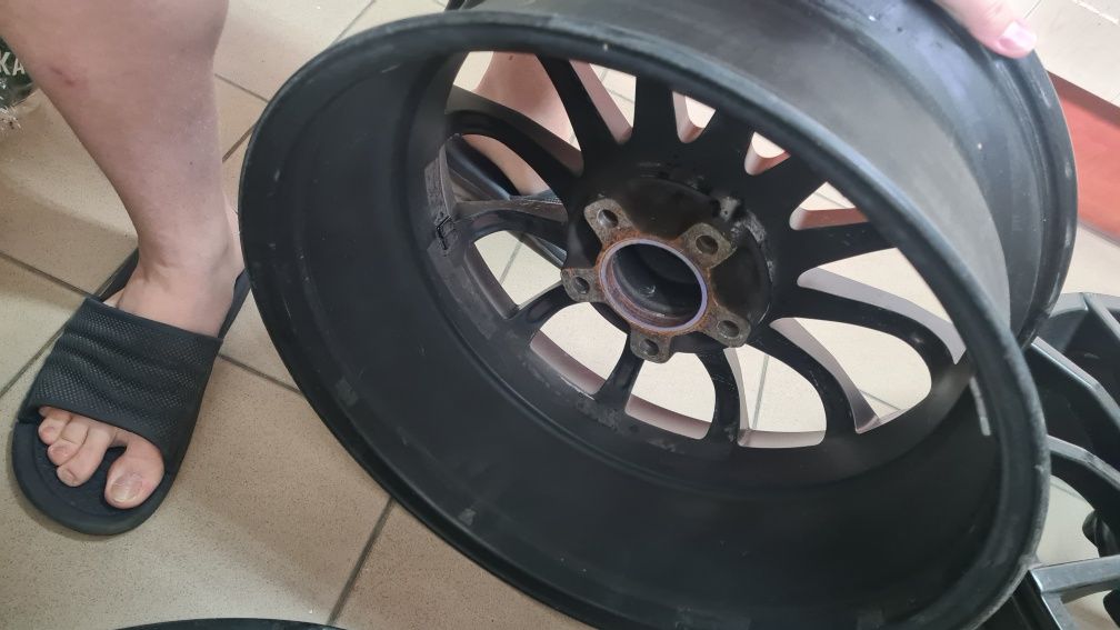 Komplet felg BMW Tomason TN1 e90 f30 e61 e60 e32 e34 e39 f10 f01 itd