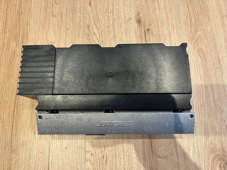 WZMACNIACZ BOSE MMI 3G AUDI A8 D3 4E0035223N