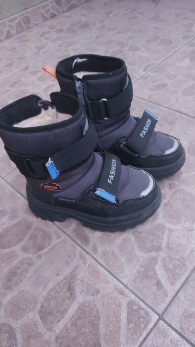 Том.м 27 розмір 17.17-5 устілка, після 1ї дитини