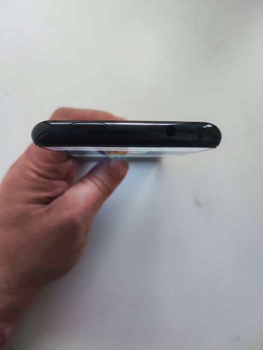 Xiaomi mi 9t pro/ redmi k20 pro 6/64 carbon black добрий стан орігінал