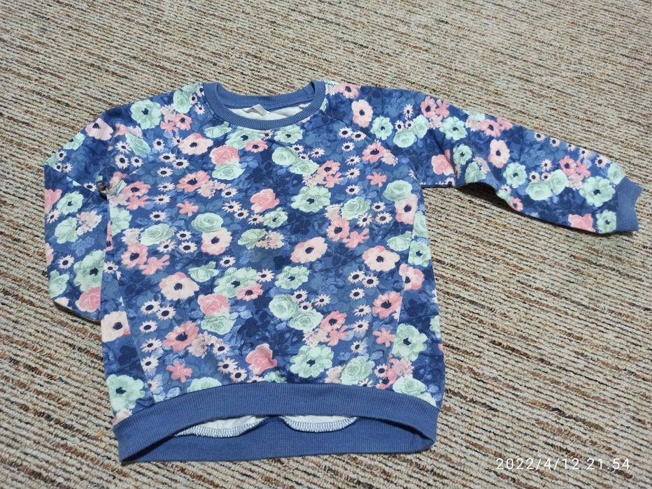 Kolorowa niebieska wiosenna bluza dresowa dziewczynka 104 bdb