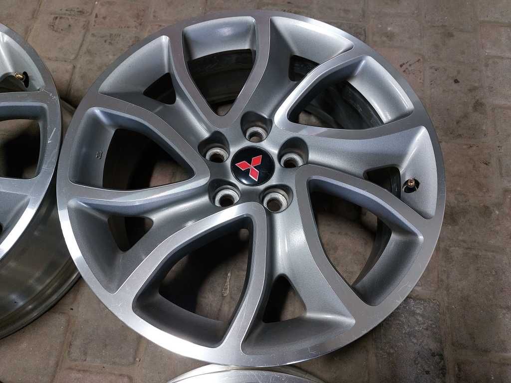 Диски R18 5x114.3 Mitsubishi Outlander Citroen C-Crosser Peugeot 4008