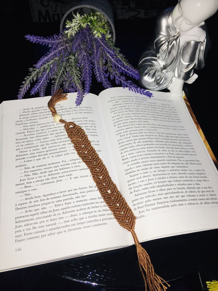 Marcadores de pagina em macrame