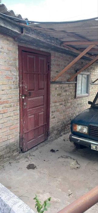 Продається будинок в м. Чигирин в р-ні церкви. 35000 у.о.