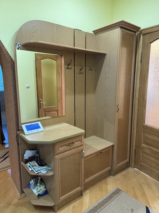 Продам прихожу / передпокій