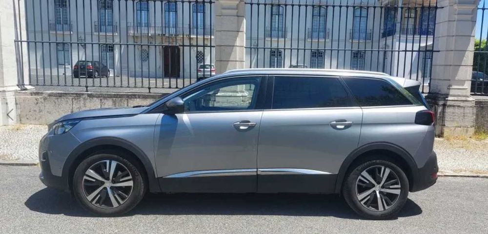 Peugeot 5008 Puretech Allure
