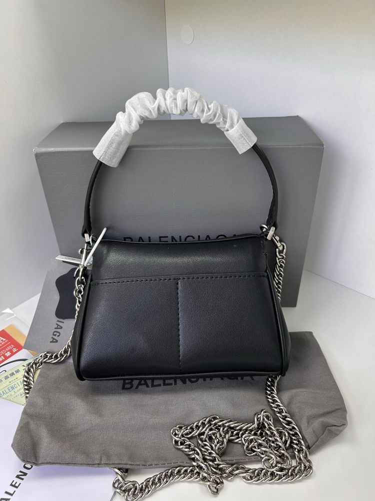 Сумочка в стилі Balenciaga