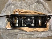 Накладка на фару Black Edition Toyota Land Cruiser Prado 150 2017-