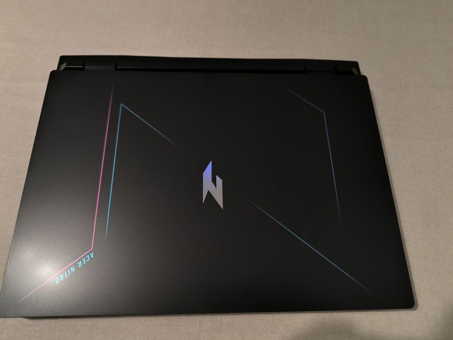 Acer nitro 16 RTX 4070 32GB NOVO