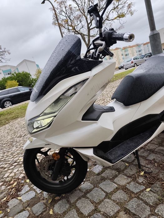 *Honda PCX 2024 Único Dono.

*Todas Revisão Feita na Honda. Ainda tá n