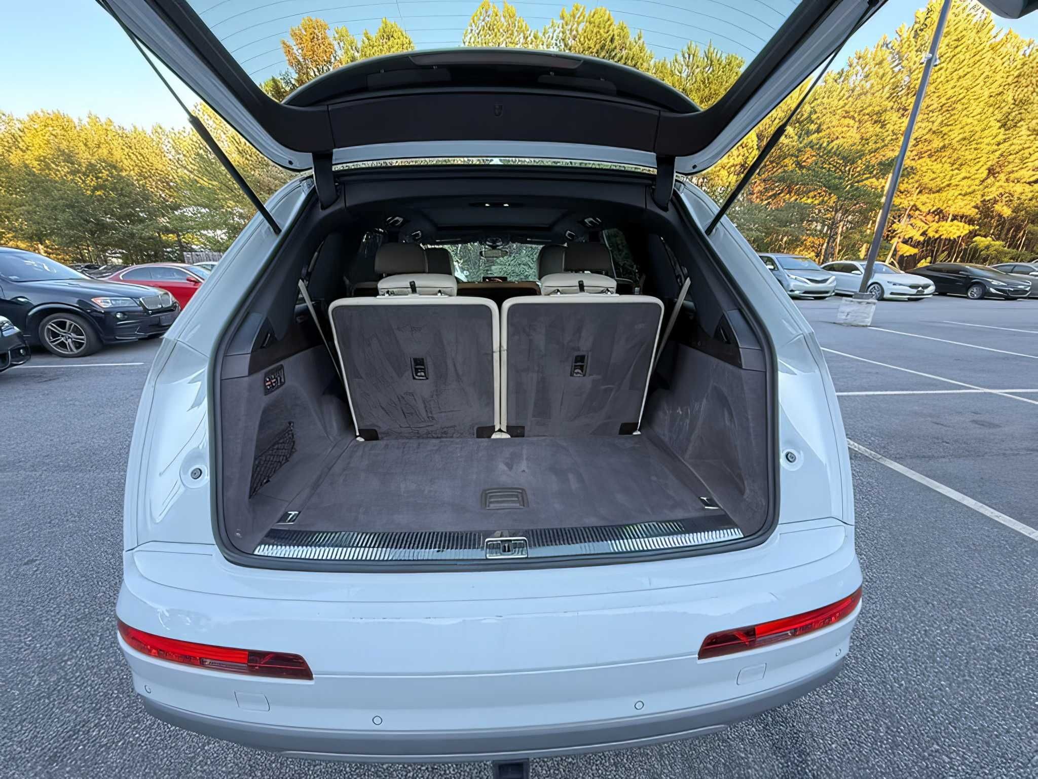 2017 Audi Q7  quattro Prestige
