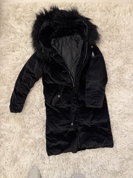Продам женскую зимнюю парку