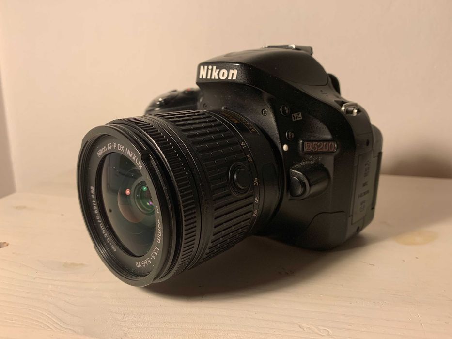 Aparat NIKON D5200 + Obiektyw 18-55 VR