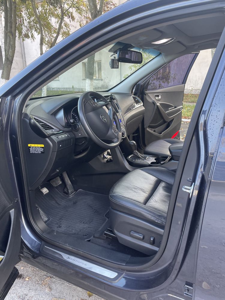 Продам Hyundai Santa Fe