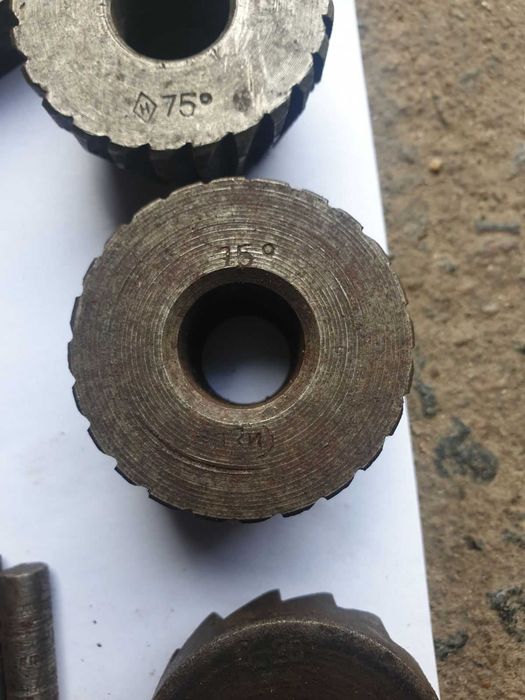 Інструмент одним лотом