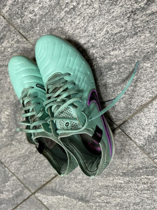 Бутси найк темпо