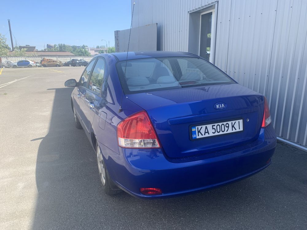 Kia Cerato 1.6 газ бензин 2008 год