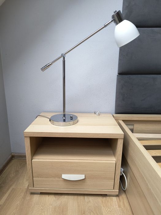 Łóżko 160x200 + stelaż + panele ścienne + 2 szafki nocne + komoda