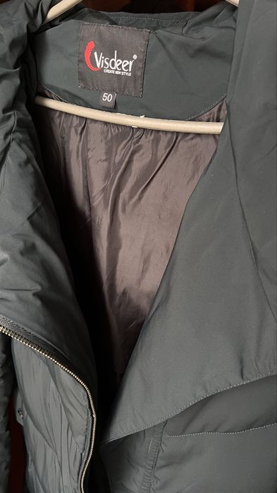 Пуховик жіночий.