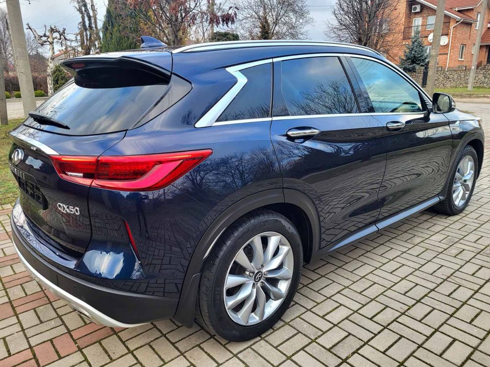 Infiniti QX50 2020 року