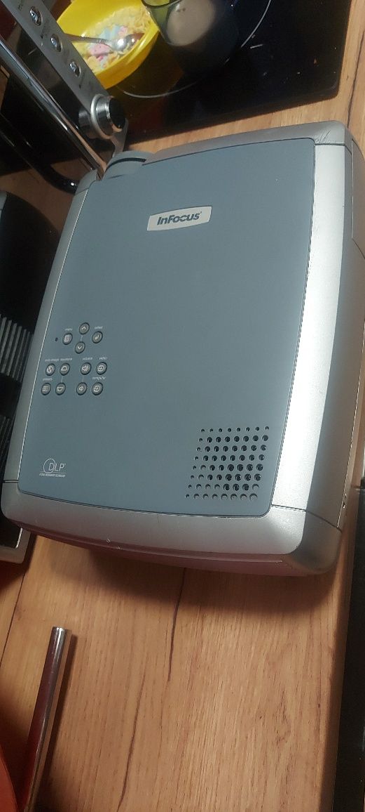 Sprzedam projektor
