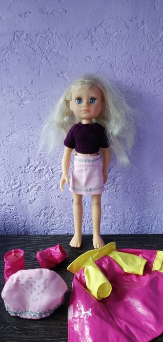 Ляльки б/у, виробництво Китаю.