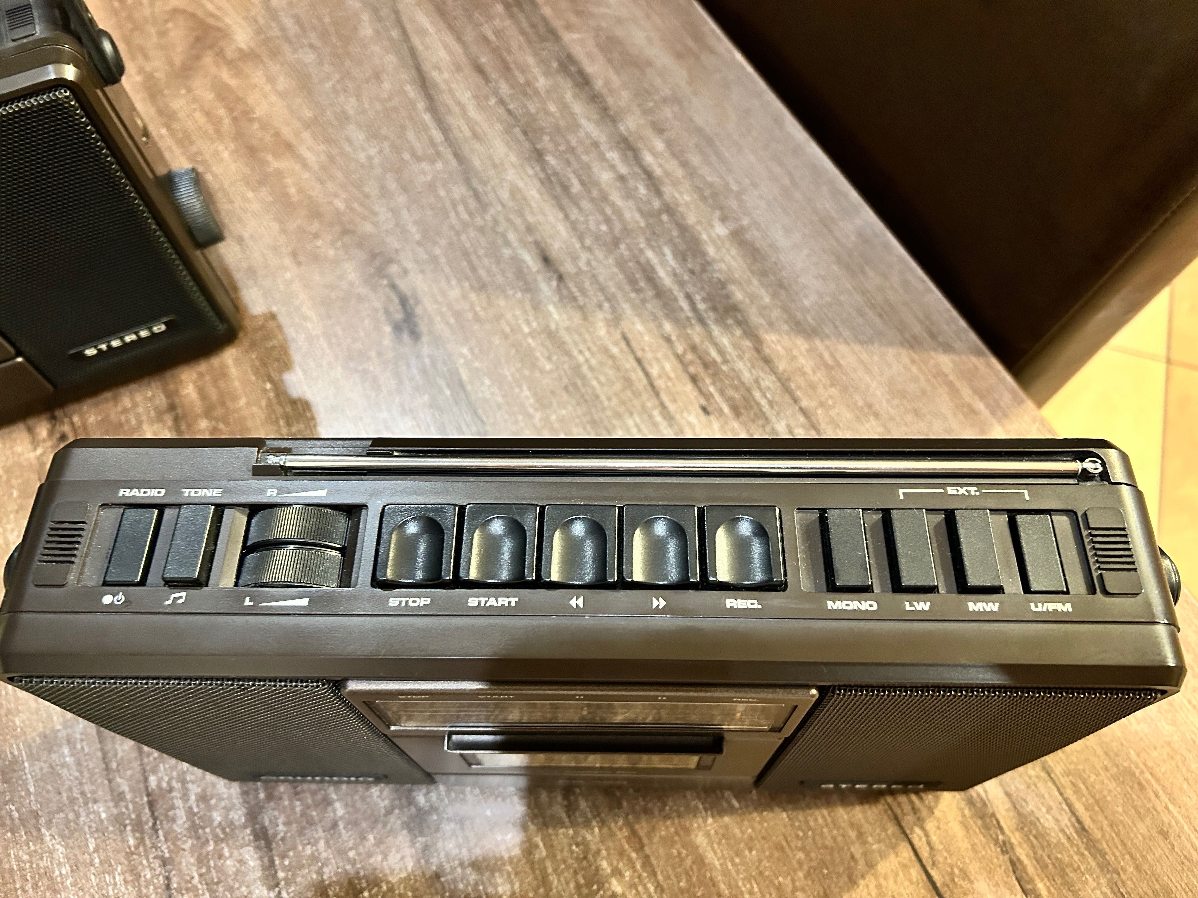 Grundig RR450 taki sam jak UNITRA Kasprzak RMS451 lub HGS RRS-4050