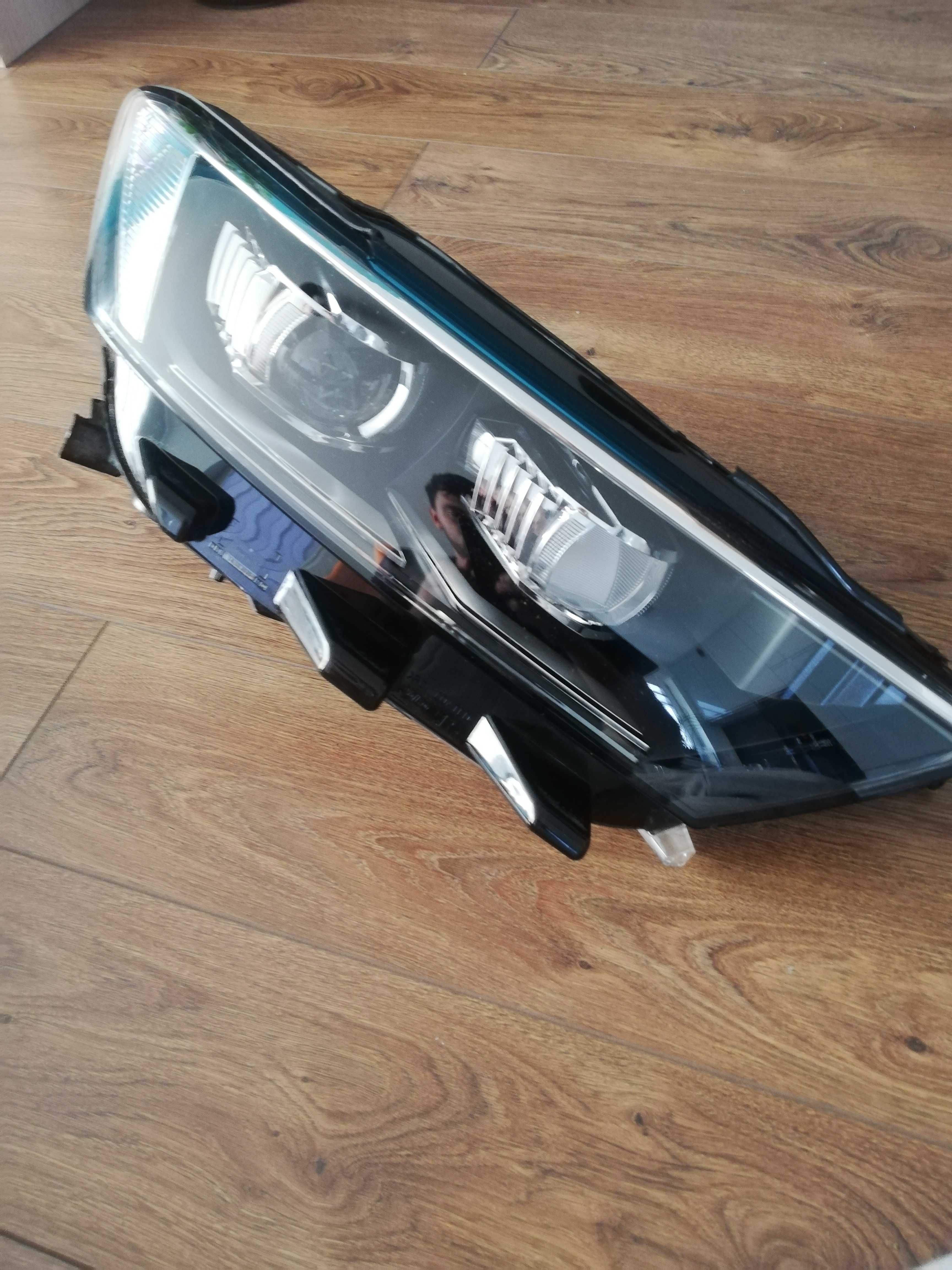 Lampa Reflektor VW T-Roc Przód Prawy 2G 941036P