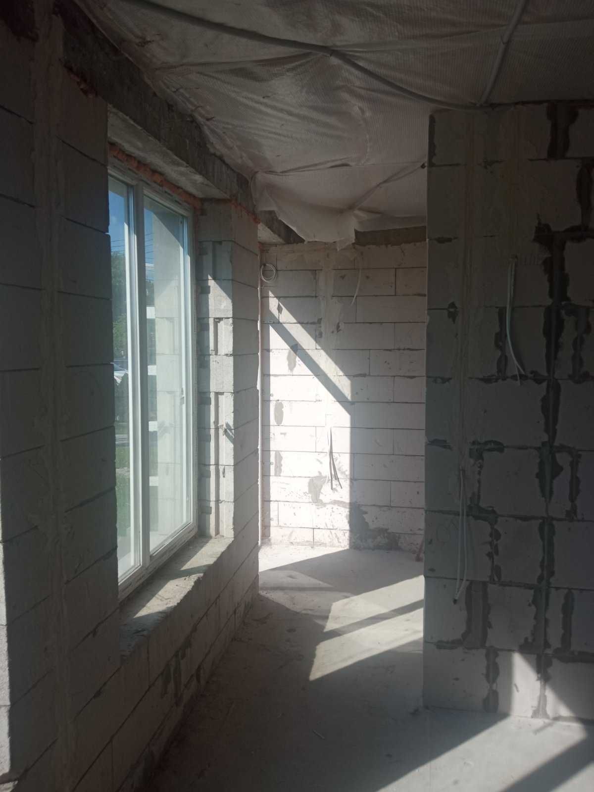 Продам таунхаус  в районі 13-ої школи