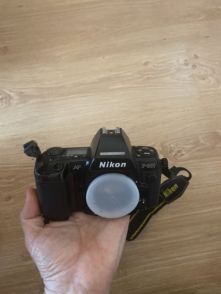 Vintage Nikon AF F-801 Analógica com flash Topca 330 AF mais Gear Bag