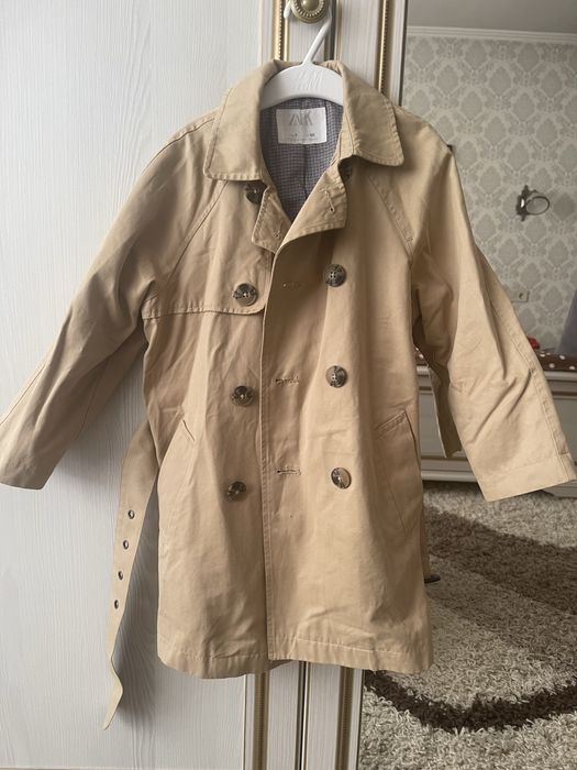 Продам тренч і пальто zara 7р 122