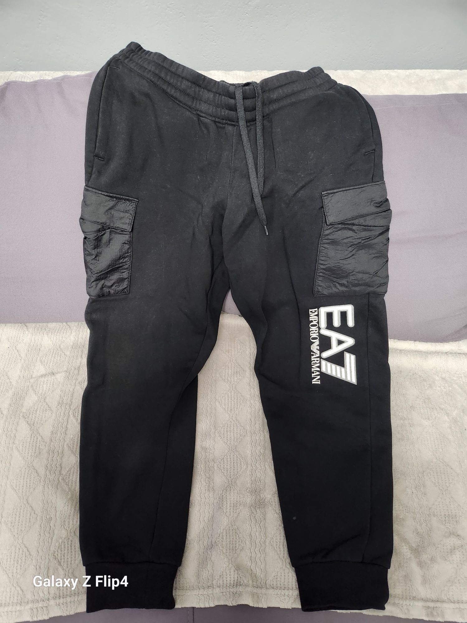 EA7 Emporio armani bojówki dresowe